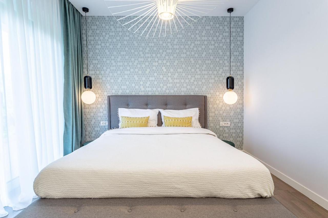 Il Lago - Turquoise - Cozy Luxurious Smart Home By The Lake Voluntari Ngoại thất bức ảnh