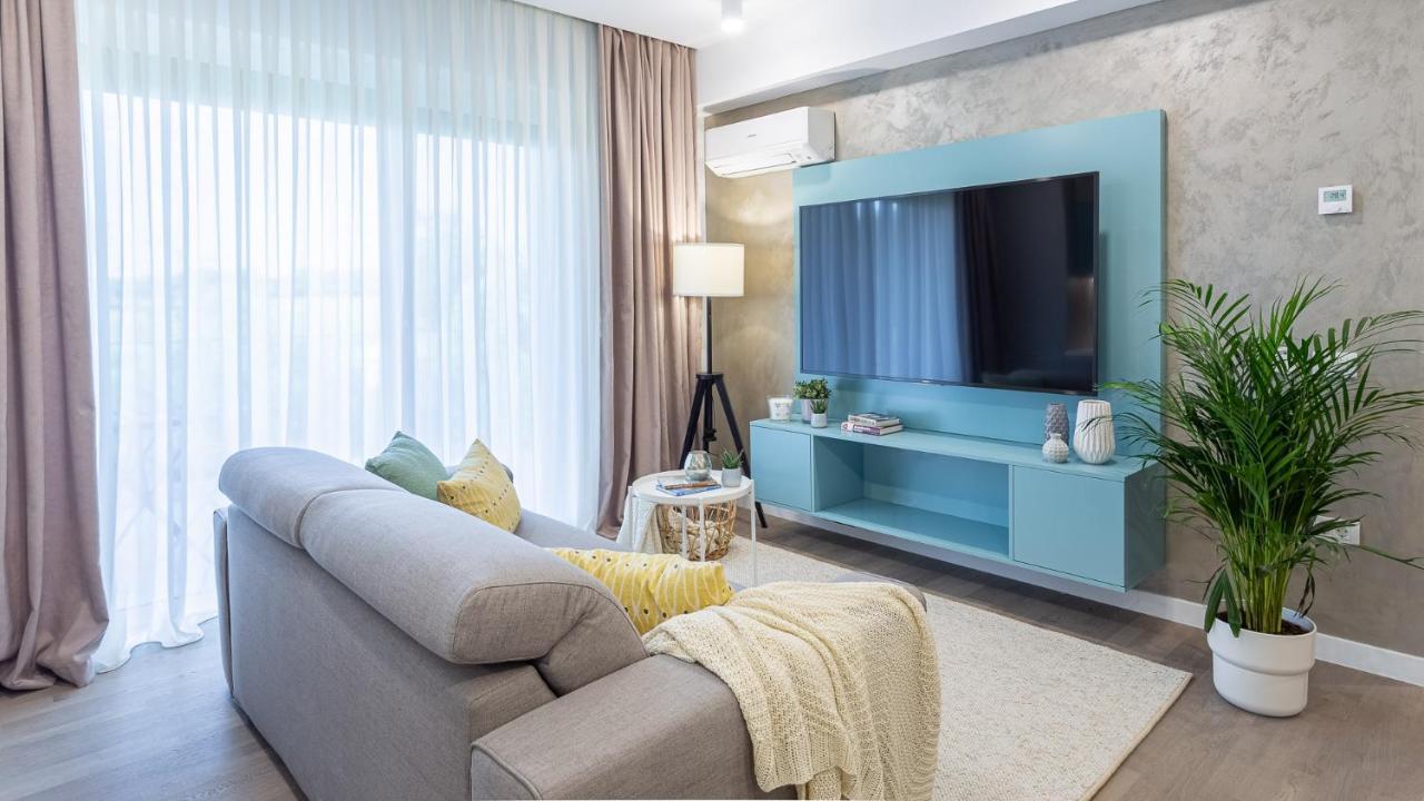 Il Lago - Turquoise - Cozy Luxurious Smart Home By The Lake Voluntari Ngoại thất bức ảnh